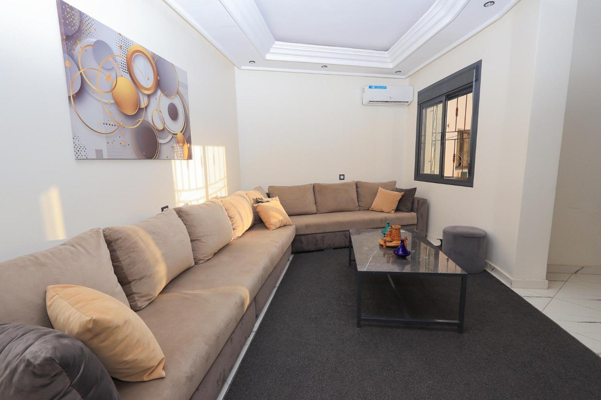 Duplex Familial 3 Chambres Au Coeur De La Corniche De Tanger Luaran gambar