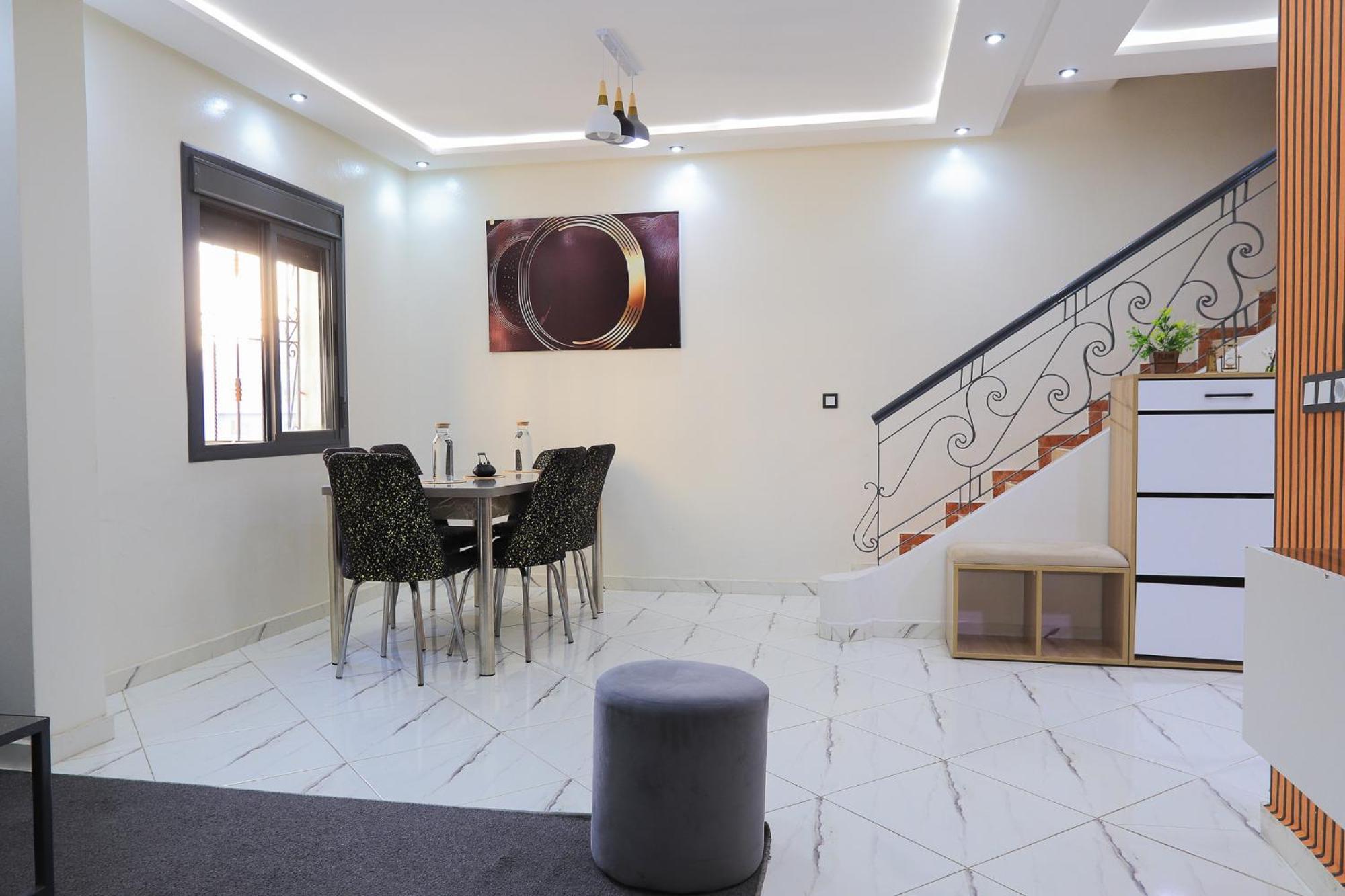 Duplex Familial 3 Chambres Au Coeur De La Corniche De Tanger Luaran gambar